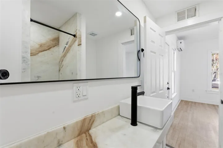 101-Bath
