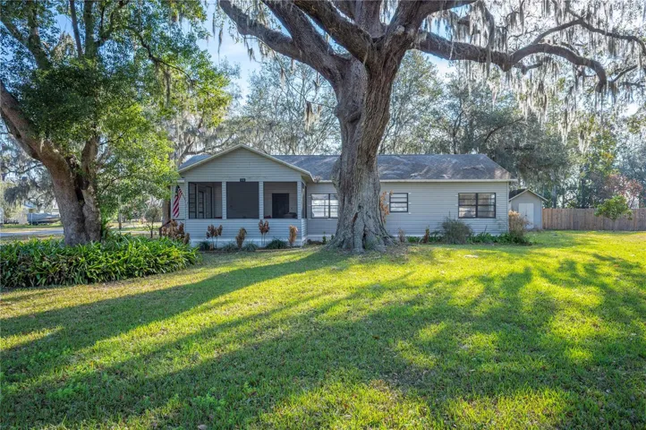 Front of Home off of Mimosa
