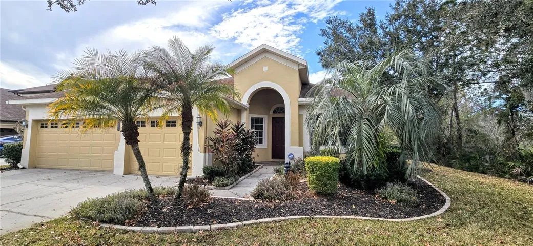 One story home with cul-de-sac and only one side with neighbor