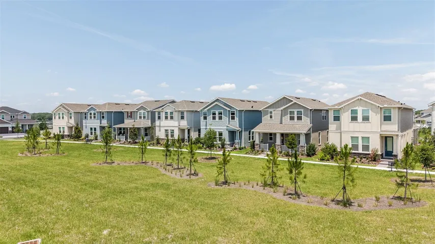 Center Lake Ranch Community