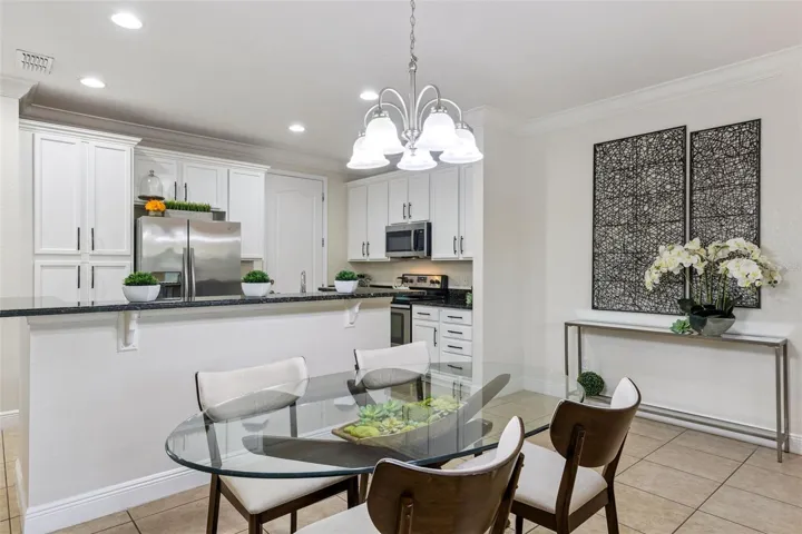 Breakfast bar overlooks Great Room