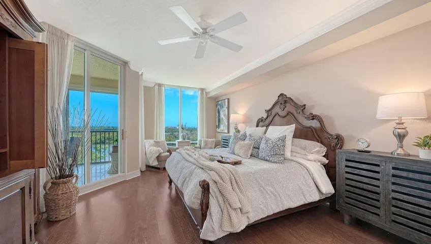 Primary suite with water views & lanai access