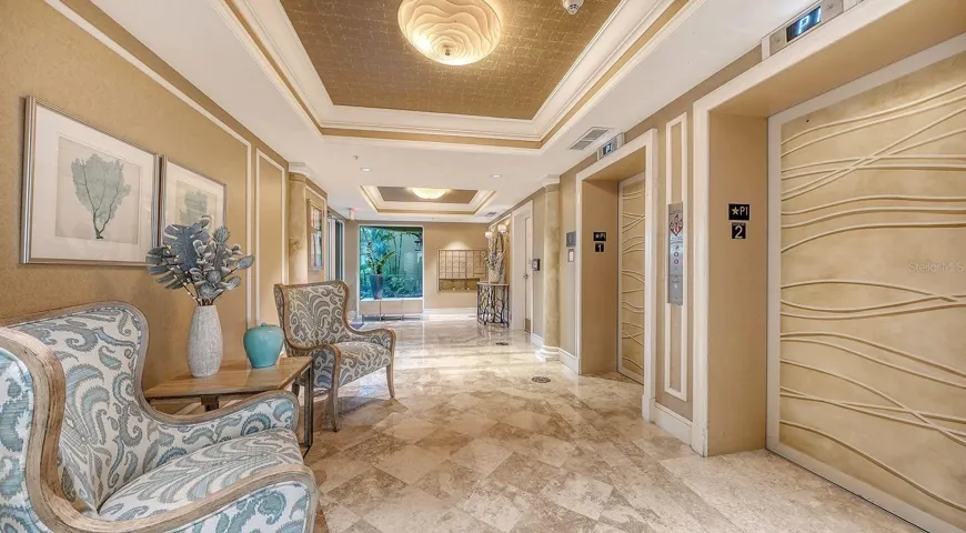 Secured entry foyer