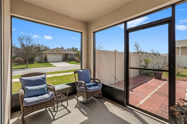 Screened Lanai.