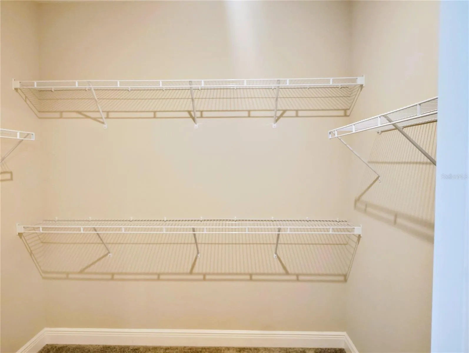 Walk in closet/primary