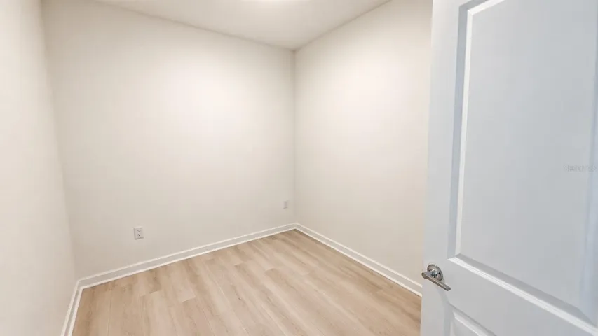 Studio/Den/Office