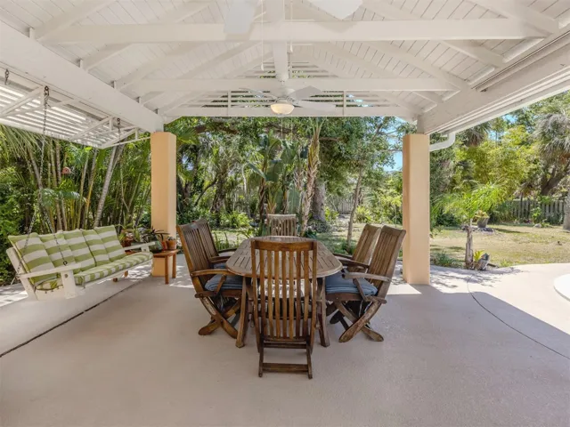 Cabana dining area