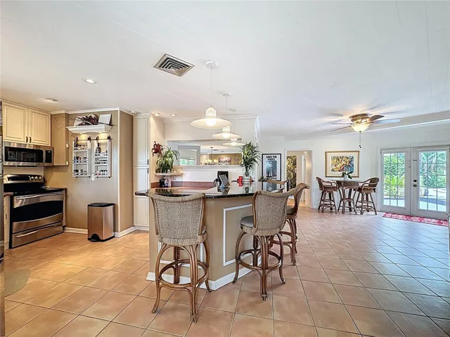 Super large newer updated kitchen and dining area and breakfast nook