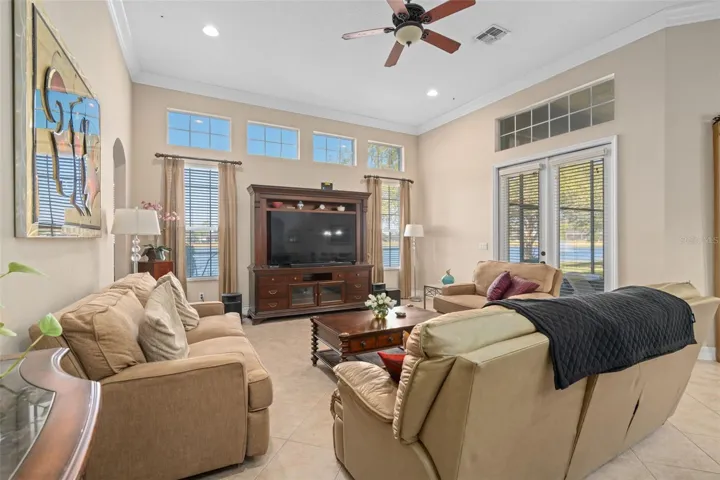 Family Room 12' Ceiling