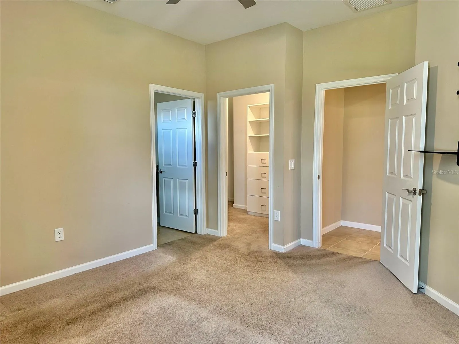 MLS#A4683528 17631 Camden DrBradenton, FL 34202