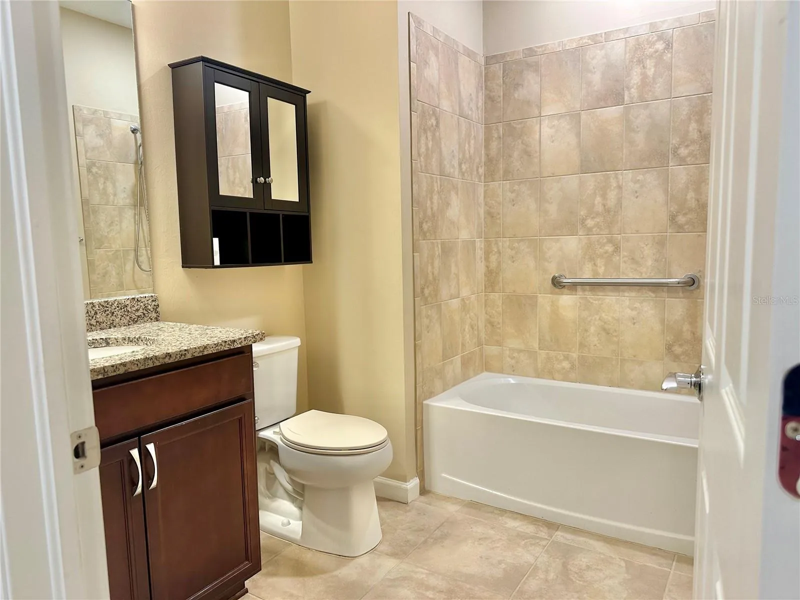 MLS#A4683528 17631 Camden DrBradenton, FL 34202Main Bath