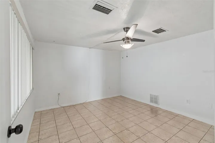 Flex Room