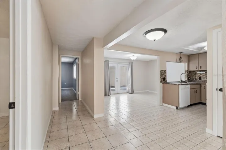 Kitchen/Dining