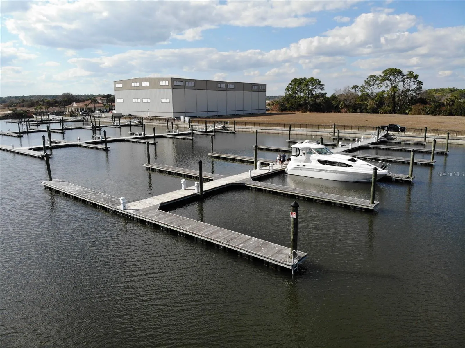 T-Dock B21