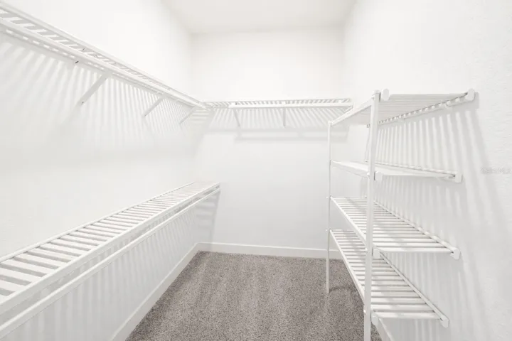 walk in closet