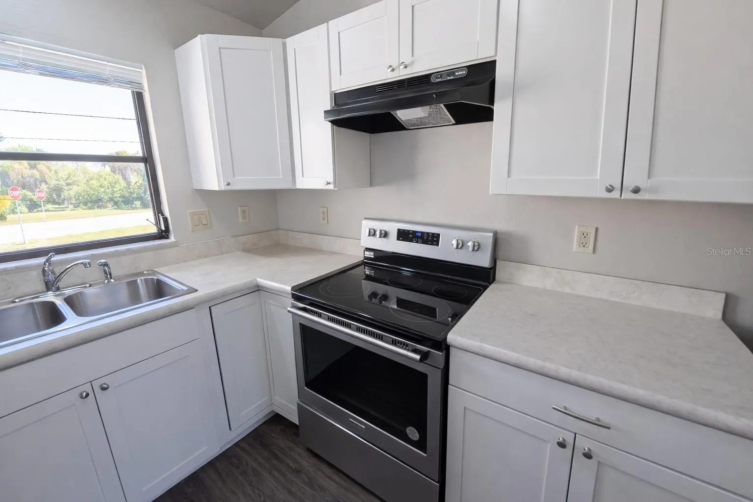 Unit A kitchen