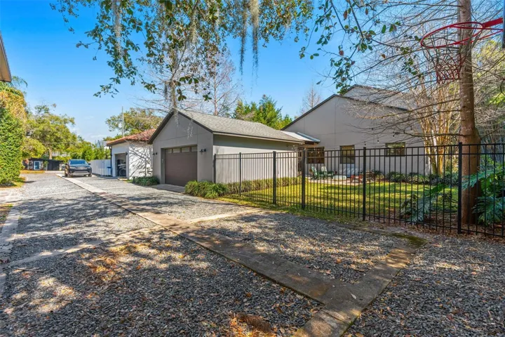 Shared driveway easement