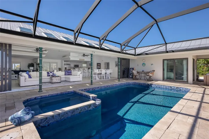 Pool and Spa Tastefully Re-Finished