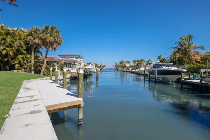Plenty of Dockage for Your Boat