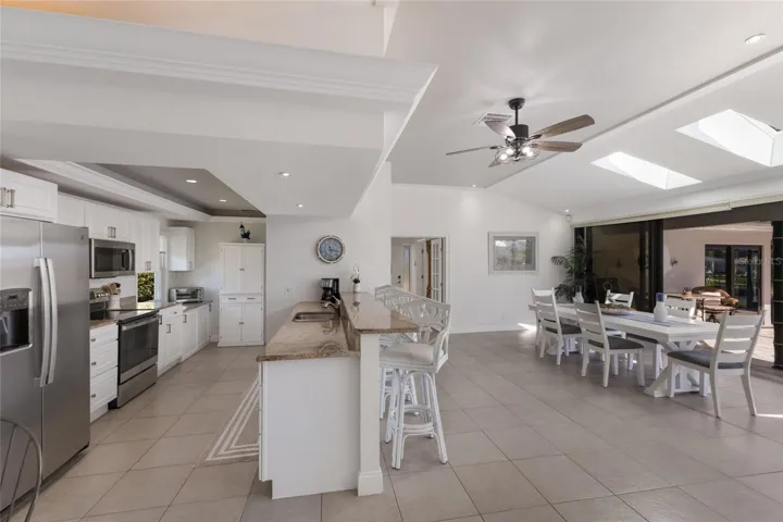 Recessed Lighting and Stainless Appliances