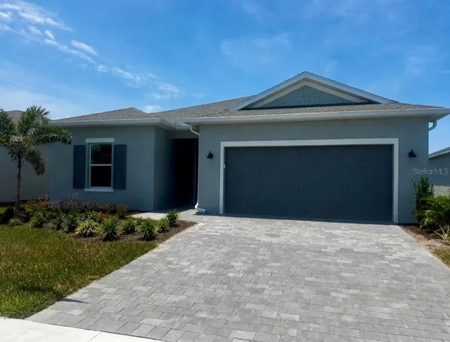 Welcome Home! 3 bedroom 3 bathroom PLUS a FLEX SPACE