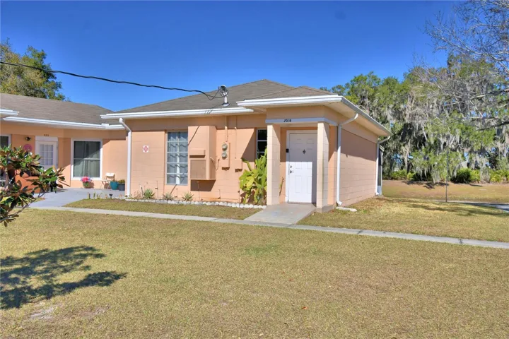 2319 Club Circle, Lake Wales