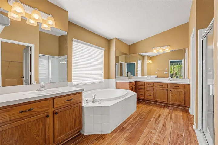Primary bath