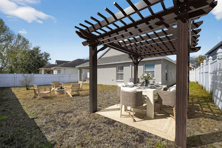 Virtually staged back yard