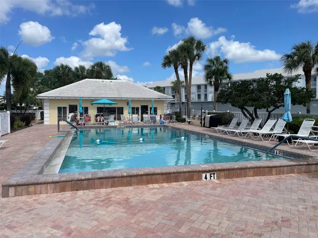 Community pool