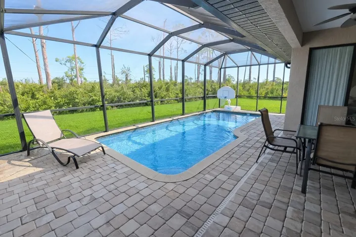 Pool Lanai