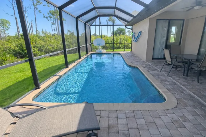 Pool Lanai
