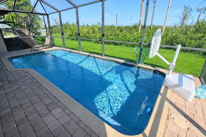 Pool Lanai