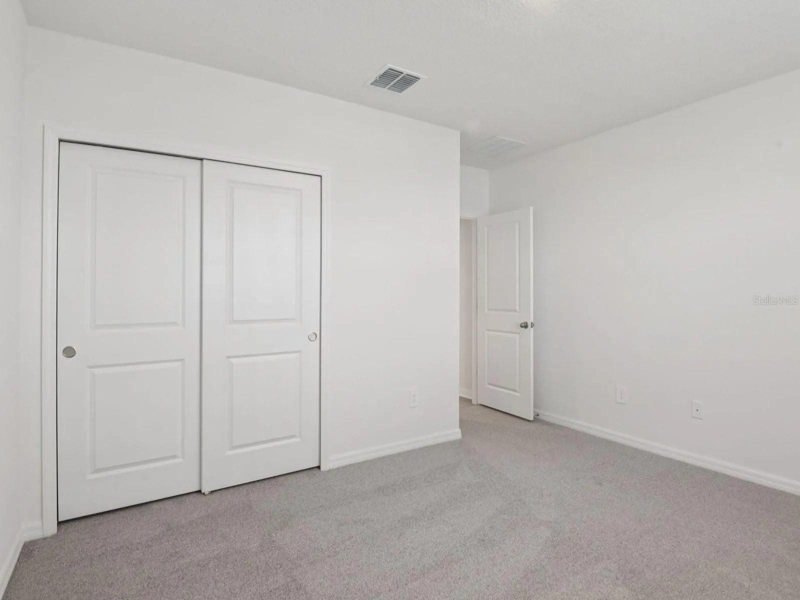 Interior photos are not of the actual home but are photos of the builder home with the same floorplan with similar interior finishes and features.