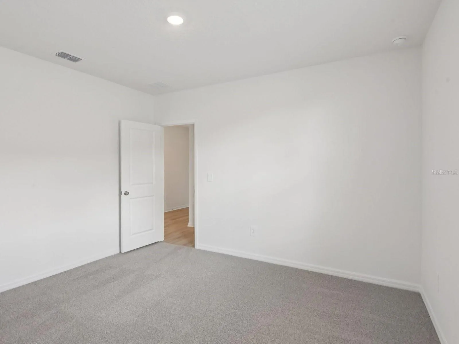 Interior photos are not of the actual home but are photos of the builder home with the same floorplan with similar interior finishes and features.