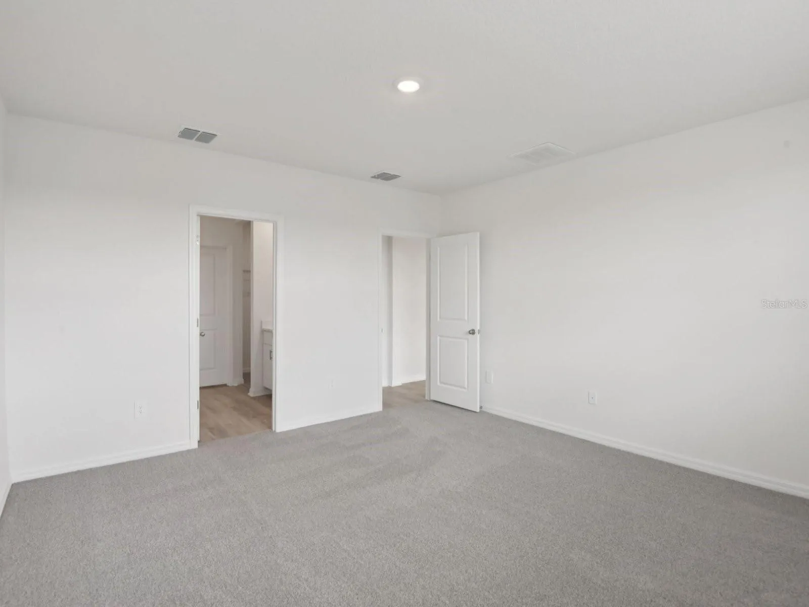 Interior photos are not of the actual home but are photos of the builder home with the same floorplan with similar interior finishes and features.
