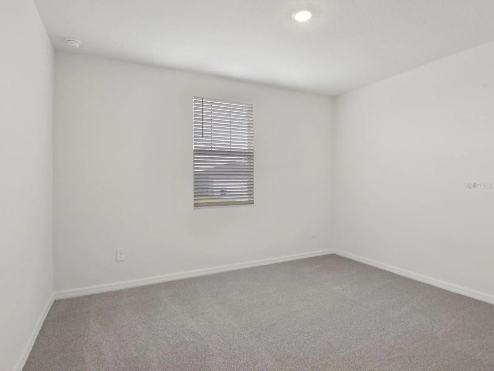 Interior photos are not of the actual home but are photos of the builder home with the same floorplan with similar interior finishes and features.