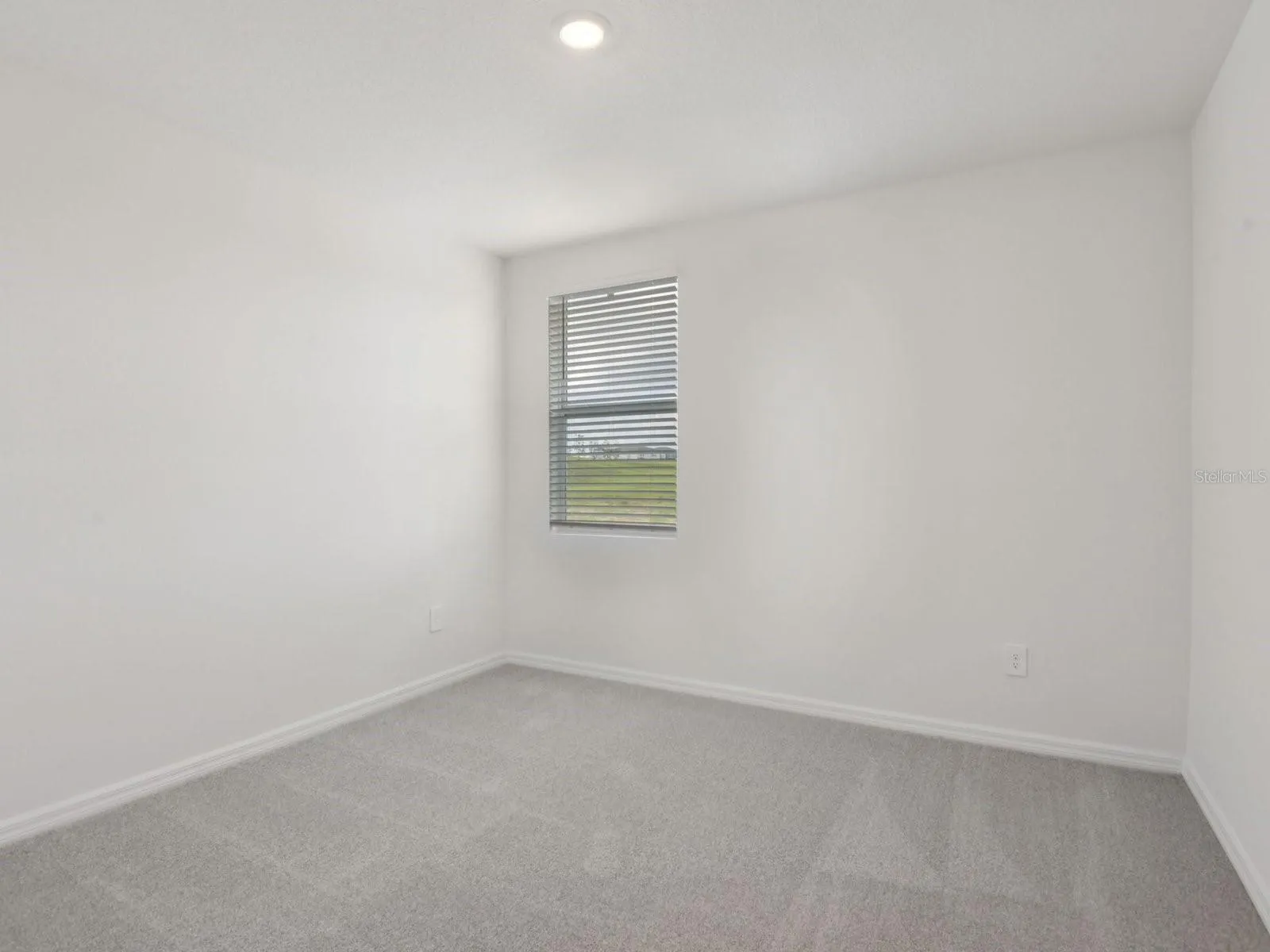 Interior photos are not of the actual home but are photos of the builder home with the same floorplan with similar interior finishes and features.