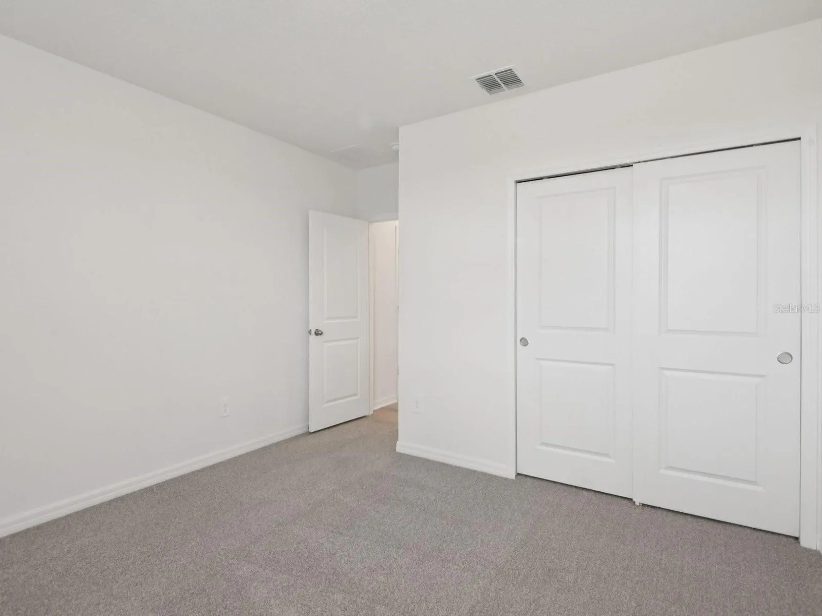 Interior photos are not of the actual home but are photos of the builder home with the same floorplan with similar interior finishes and features.