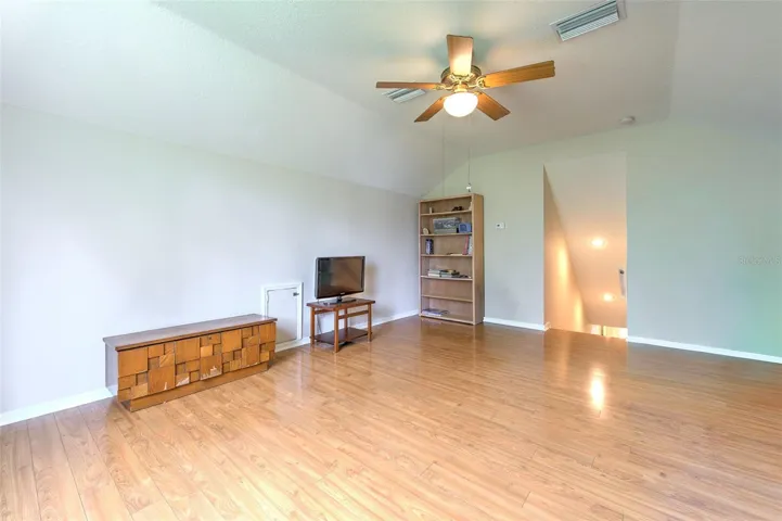 Upstairs Bonus Room