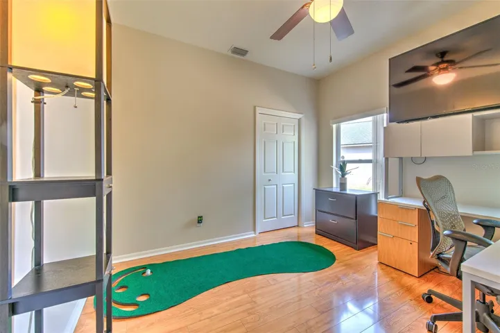 Bedroom 4 - near pool bathroom