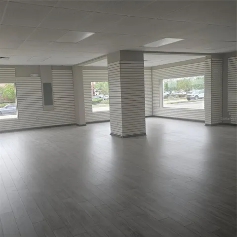 Front Windows to 1st Street
