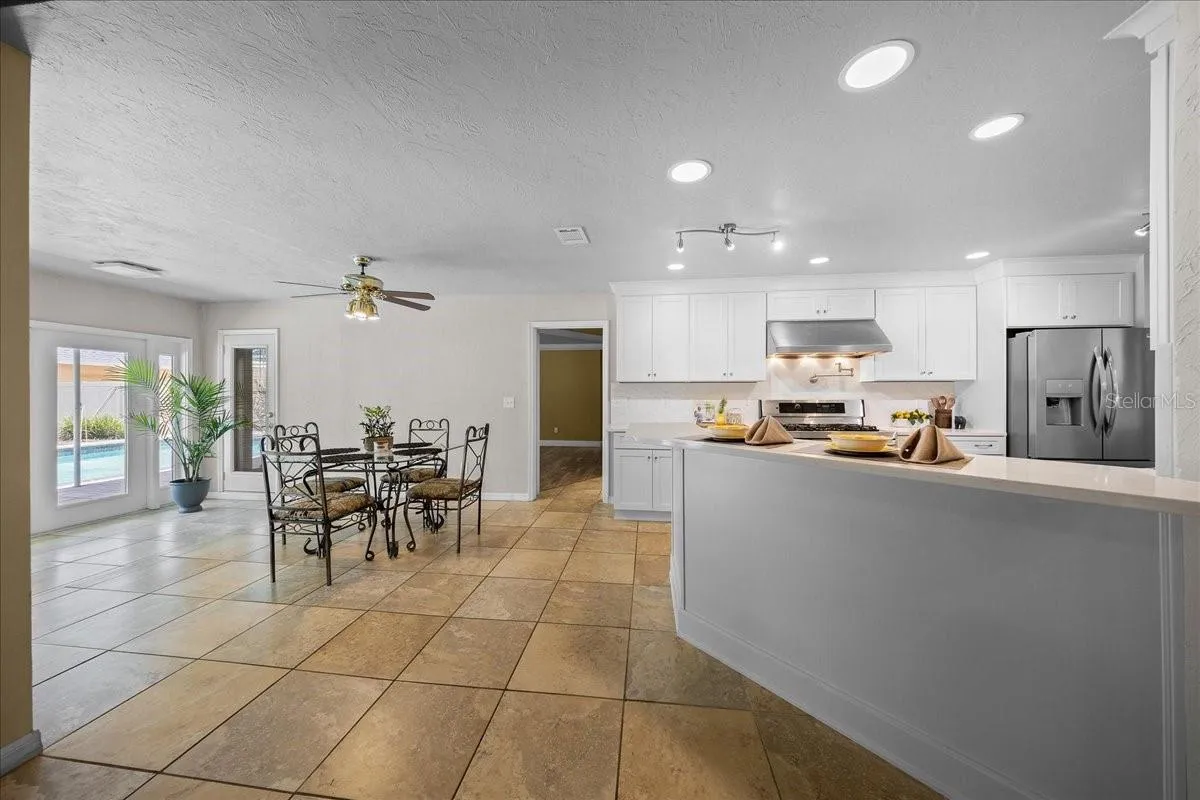 Breakfast Kitchen Nook