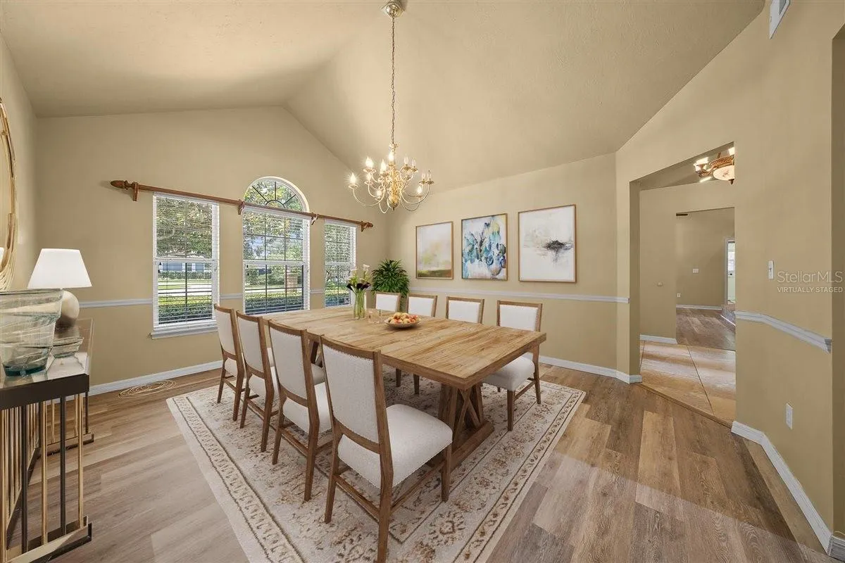 Elegant Formal Dining Room Virtually Staged