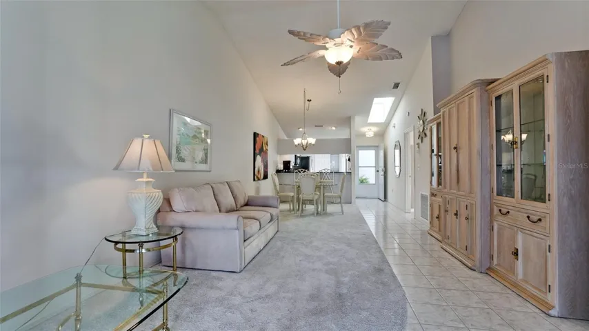 HIGH CEILINGS NEW SKYLIGHT OPEN CONCEPT