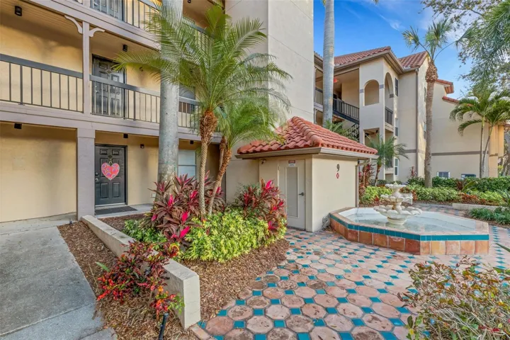 Landscaped entry