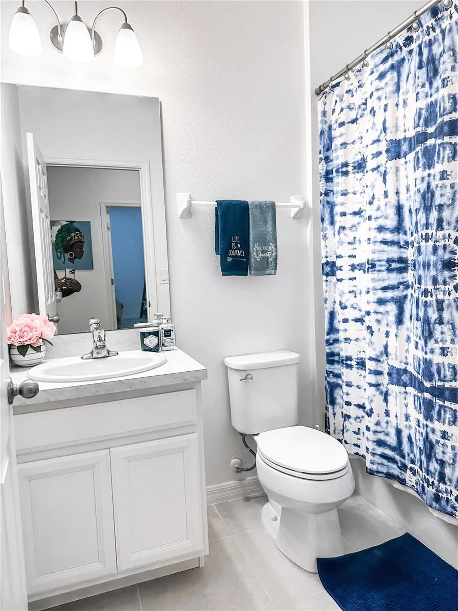 Bathroom 2 - Upstairs