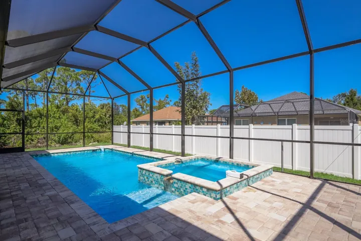 Incredible heated Pool & Spa!