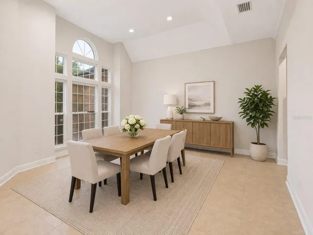 Staged Dining