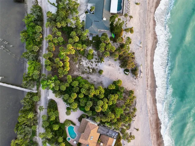 Fish, boat, and unwind—right from your own property