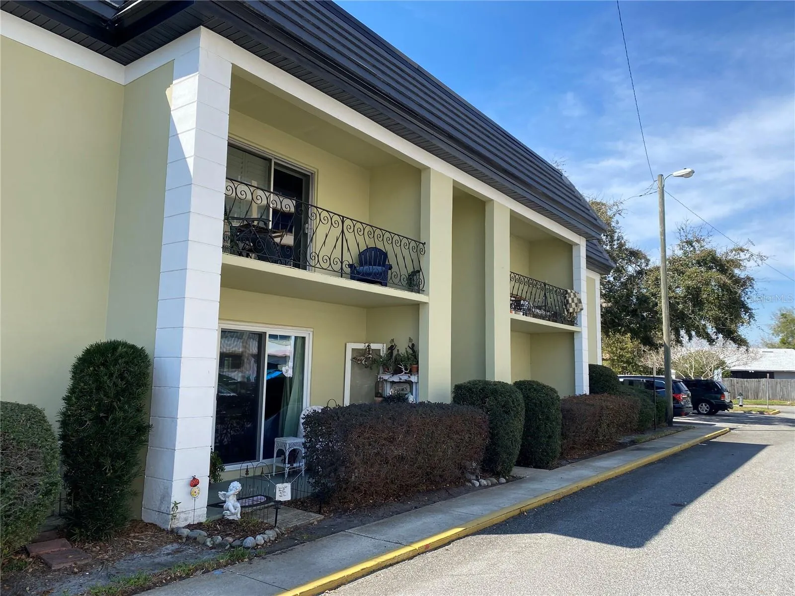 Front Entrance with Balcony